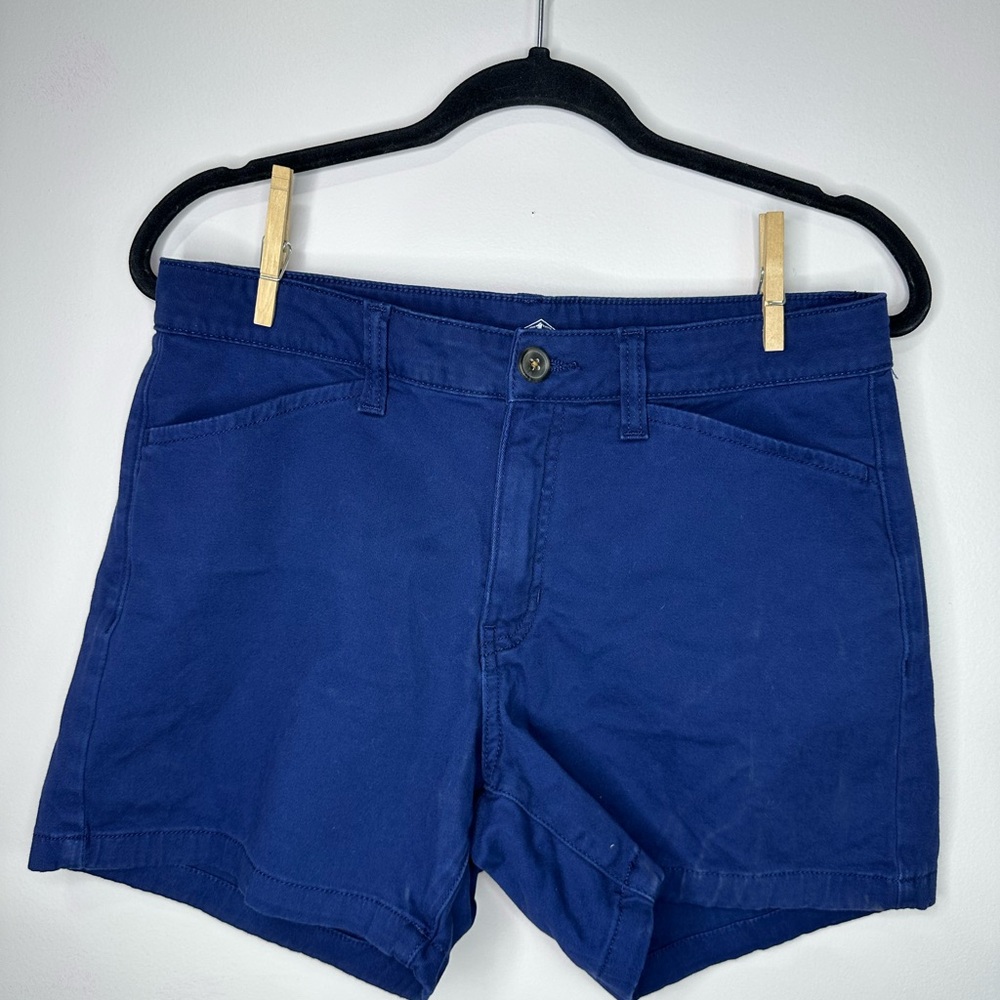 St. John’s bay Women’s Navy Blue Casual Shorts size 6 - Picture 6 of 6
